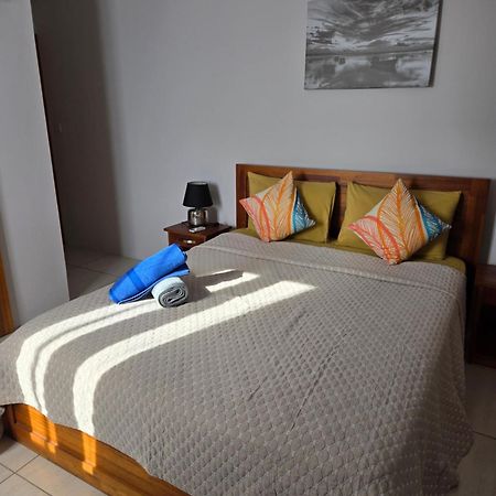 Modern And Cosy Condo: Westwood Apartments Flic-en-Flacq المظهر الخارجي الصورة