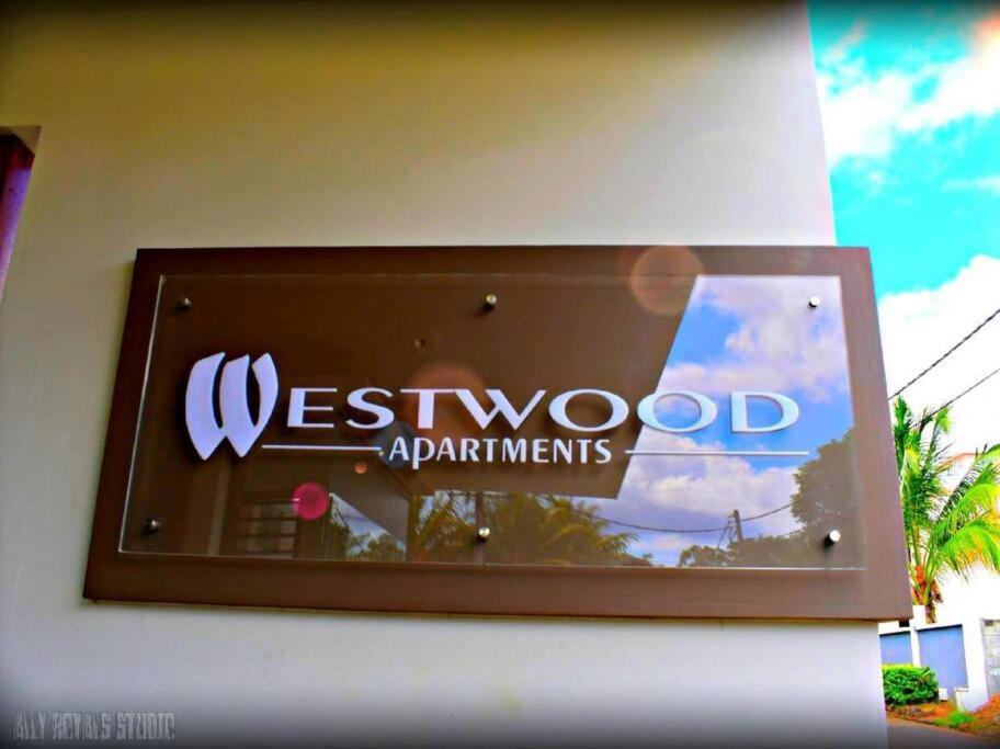 Modern And Cosy Condo: Westwood Apartments Flic-en-Flacq المظهر الخارجي الصورة