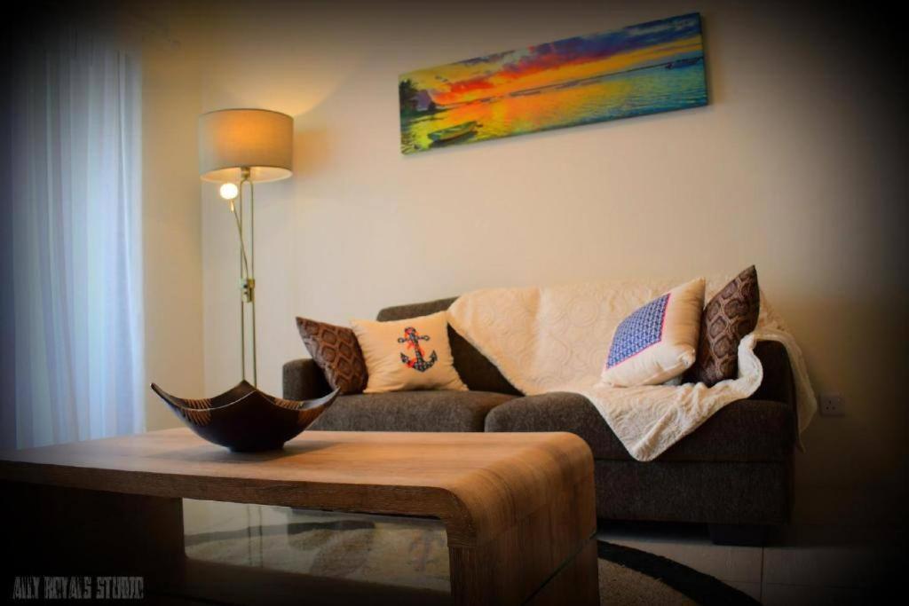 Modern And Cosy Condo: Westwood Apartments Flic-en-Flacq المظهر الخارجي الصورة