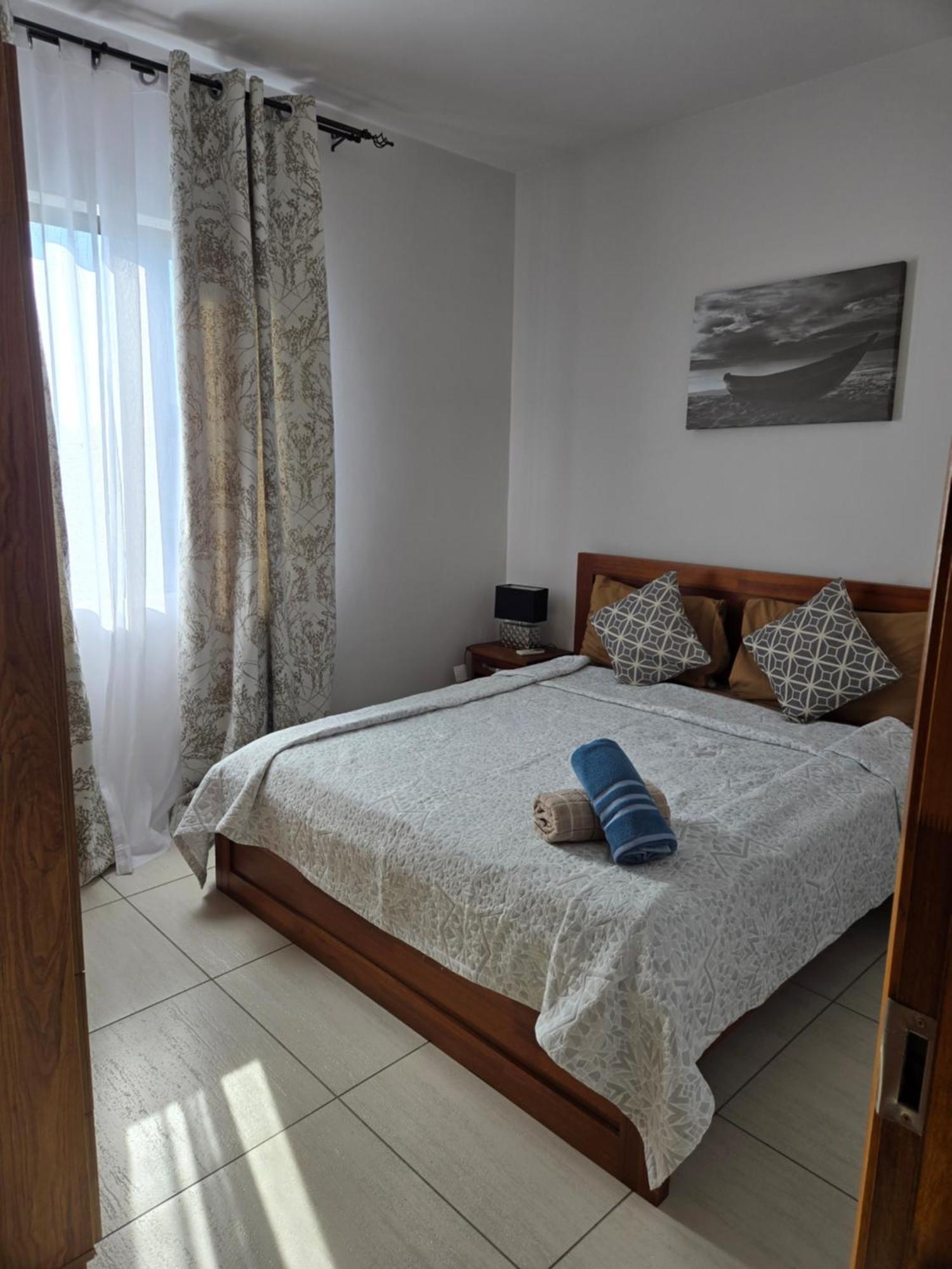 Modern And Cosy Condo: Westwood Apartments Flic-en-Flacq المظهر الخارجي الصورة